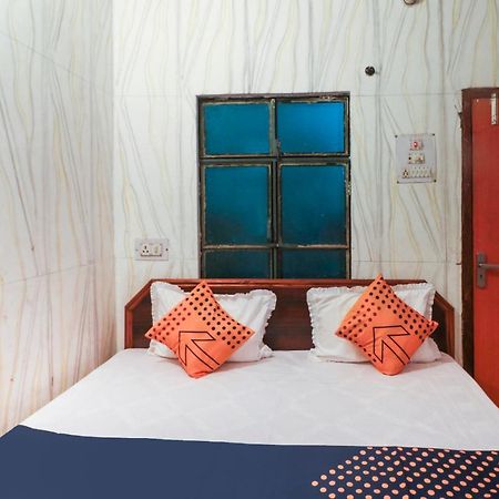 Spot On 67728 Ashish Guest House Jaunpur Kültér fotó