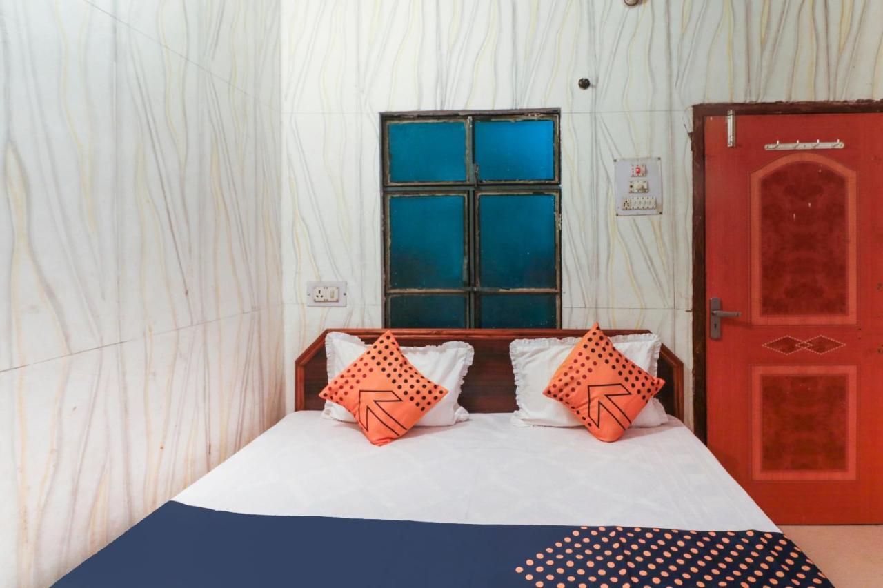 Spot On 67728 Ashish Guest House Jaunpur Kültér fotó