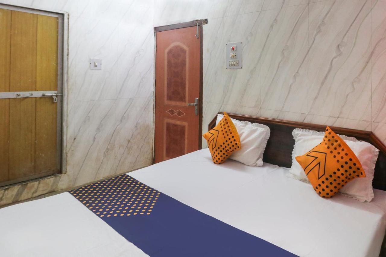 Spot On 67728 Ashish Guest House Jaunpur Kültér fotó